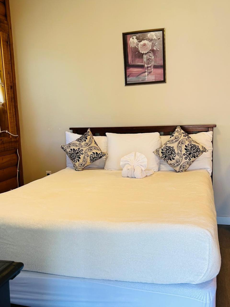Chase Jade Mountain Motel מראה חיצוני תמונה